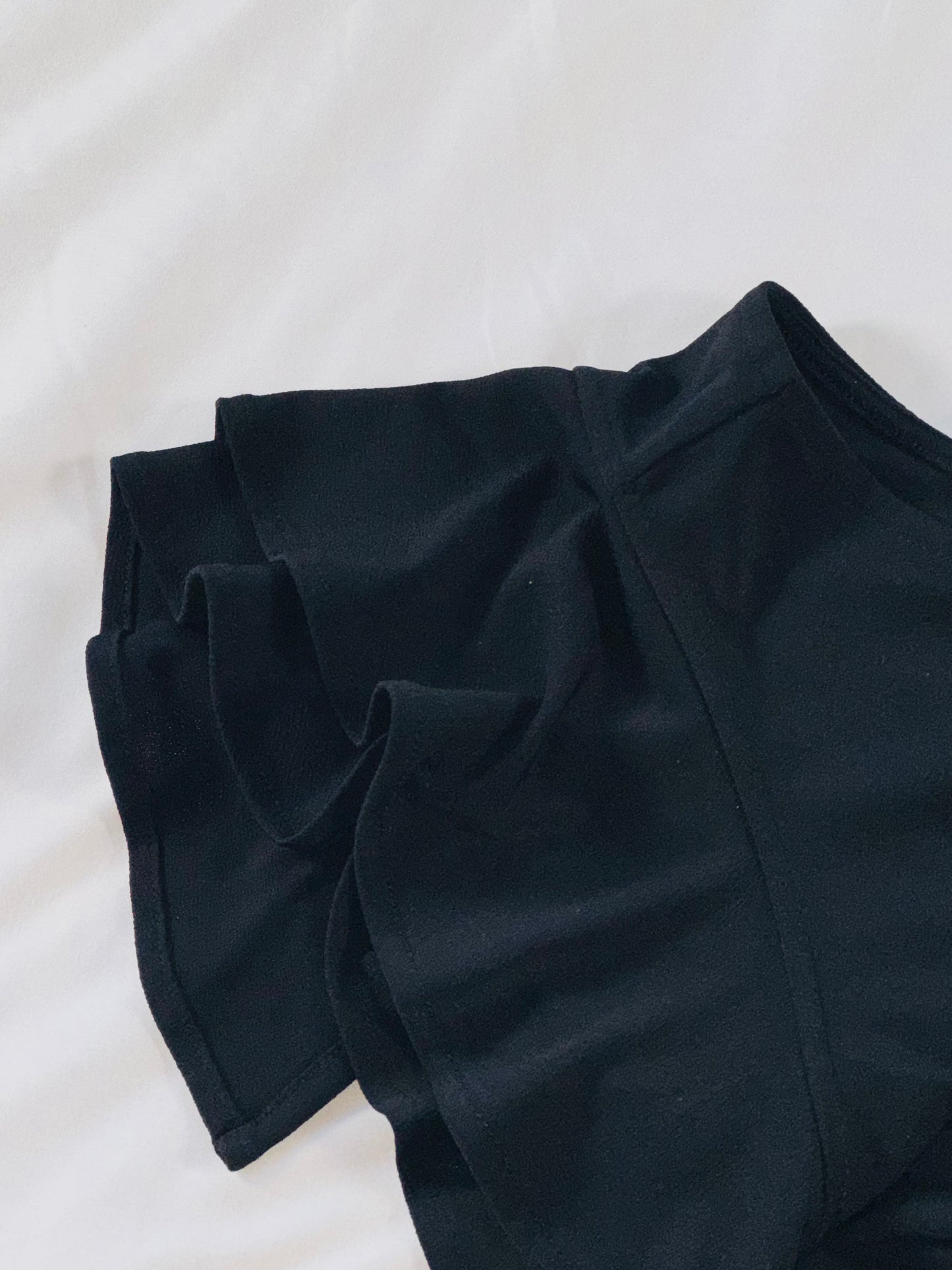 Banana Republic Black Draped One-Shoulder, Ruffle Sleeve Blouse - XS