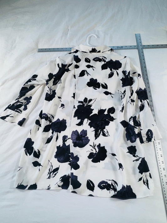 Simply Vera / Vera Wang Black & Ivory Floral Blouse - SM