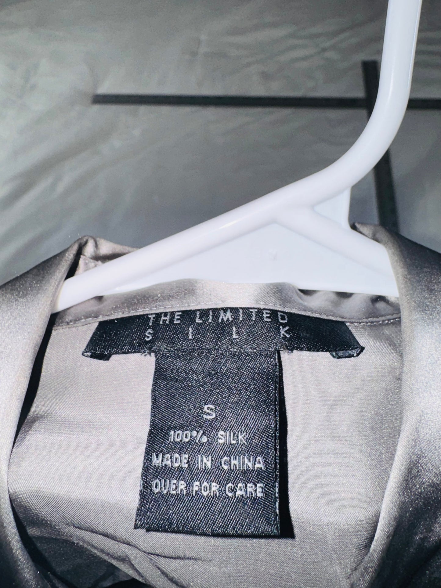 The Limited 100% Silk Button-Front Blouse - Silber Gray - SM