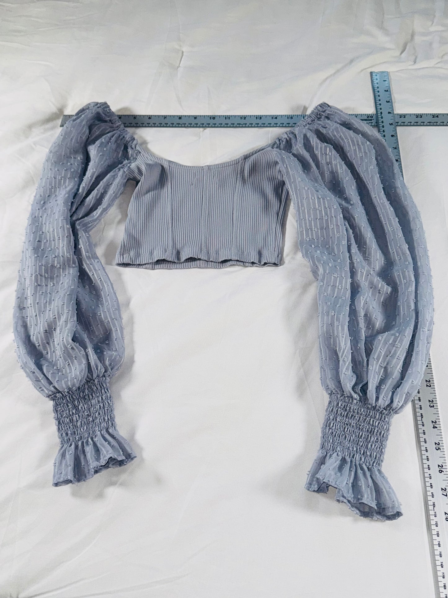 Urban Outfitters Puff Sleeve Crop Top - Ribbed Bodice - XS