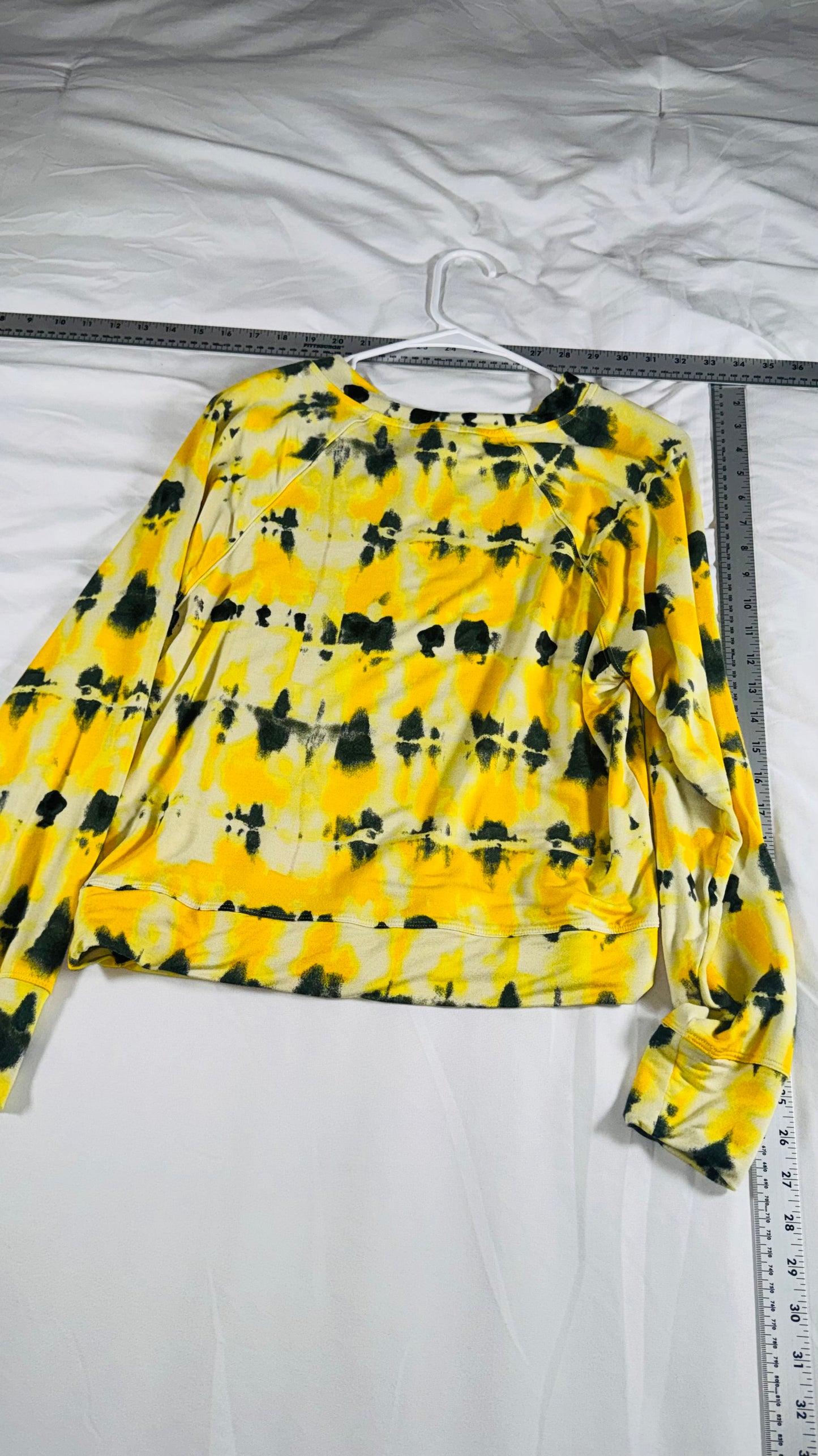 Cabi Yellow Tie-Dye Long Sleeve Crop Sweatshirt - SM