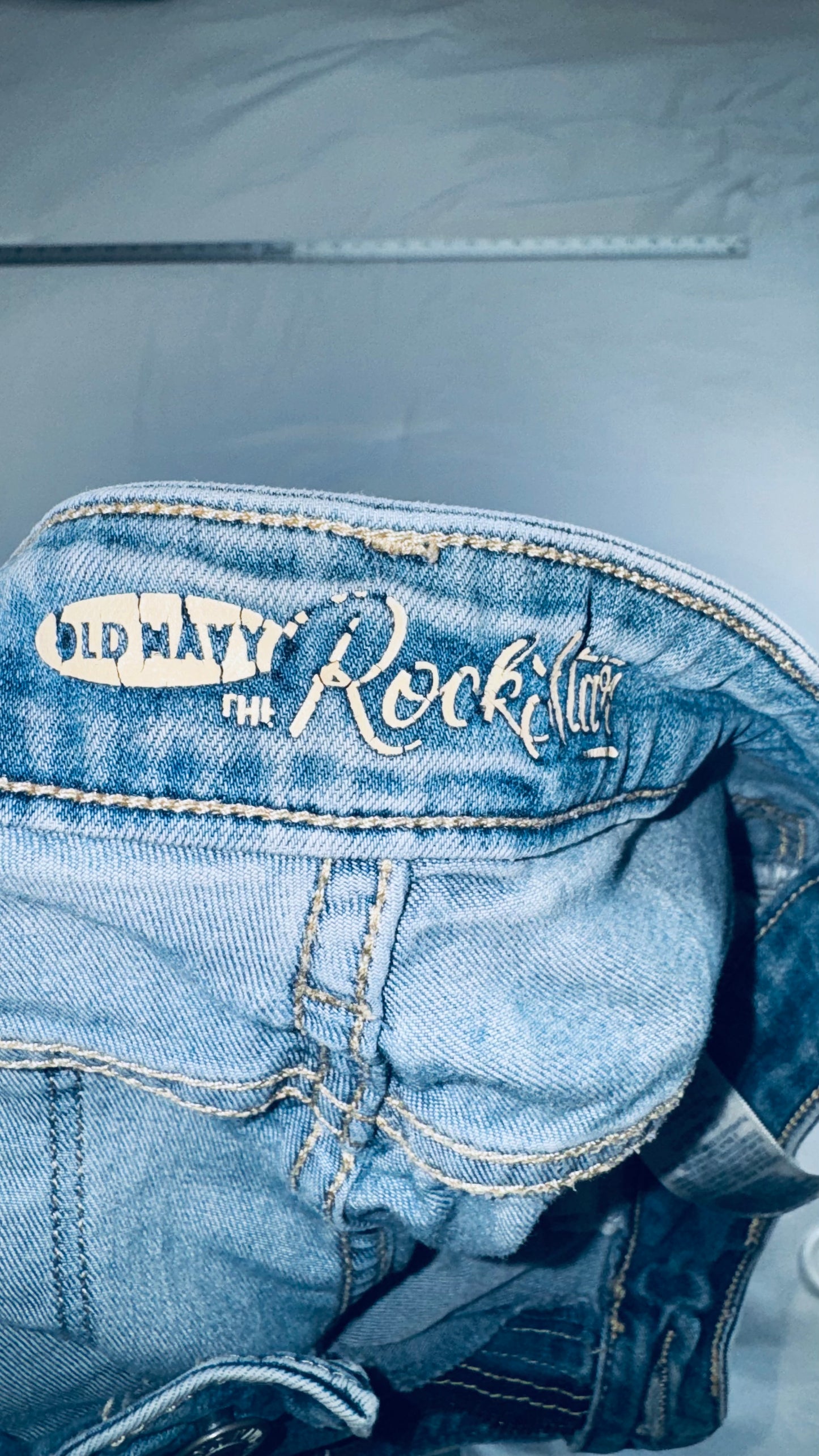 Old Navy "The Rockstar" Mid-Rise Skinny Jeans - Size 6