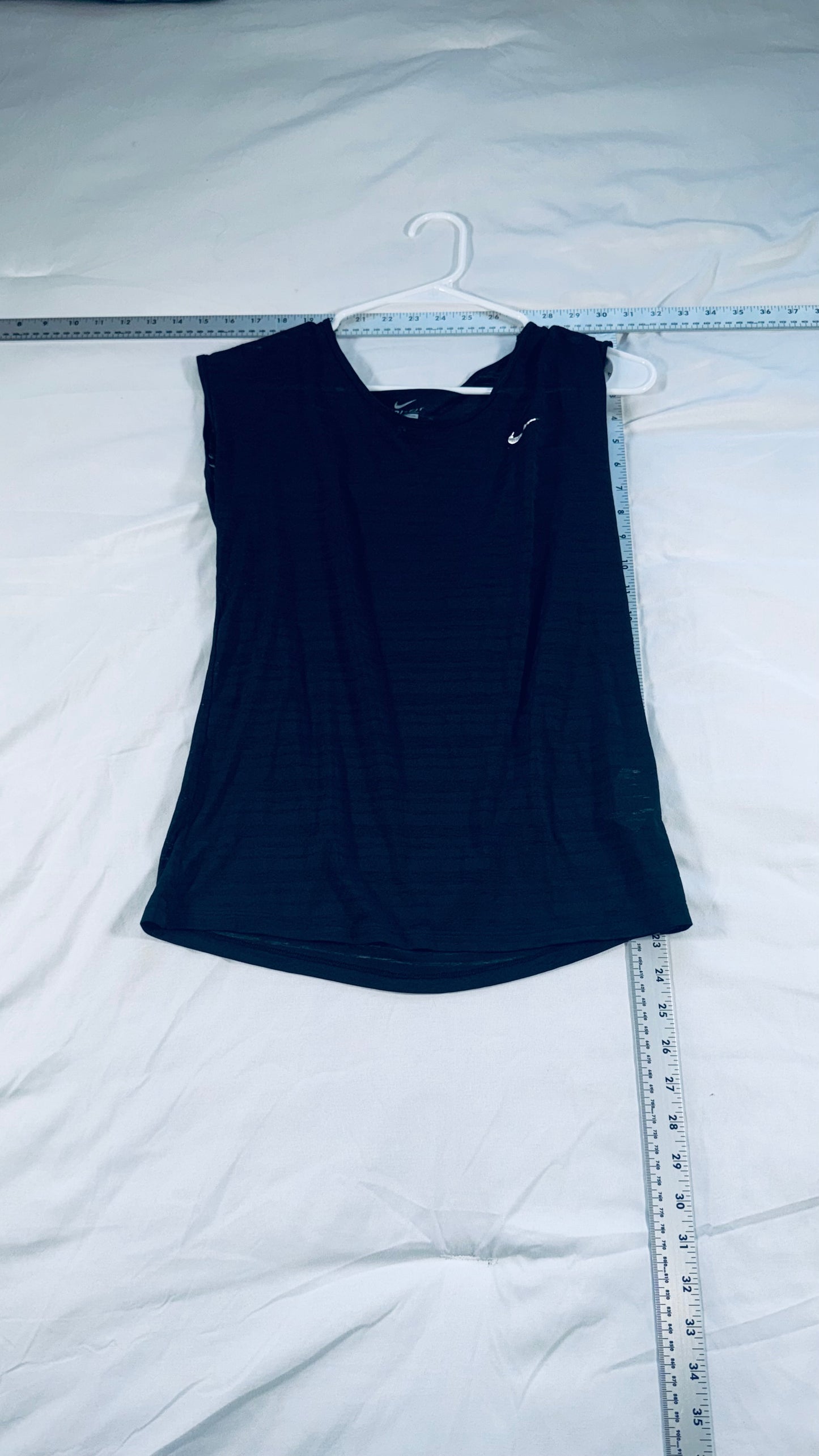 Nike Dri-FIT Black Short Sleeve Athletic Running Top - SM