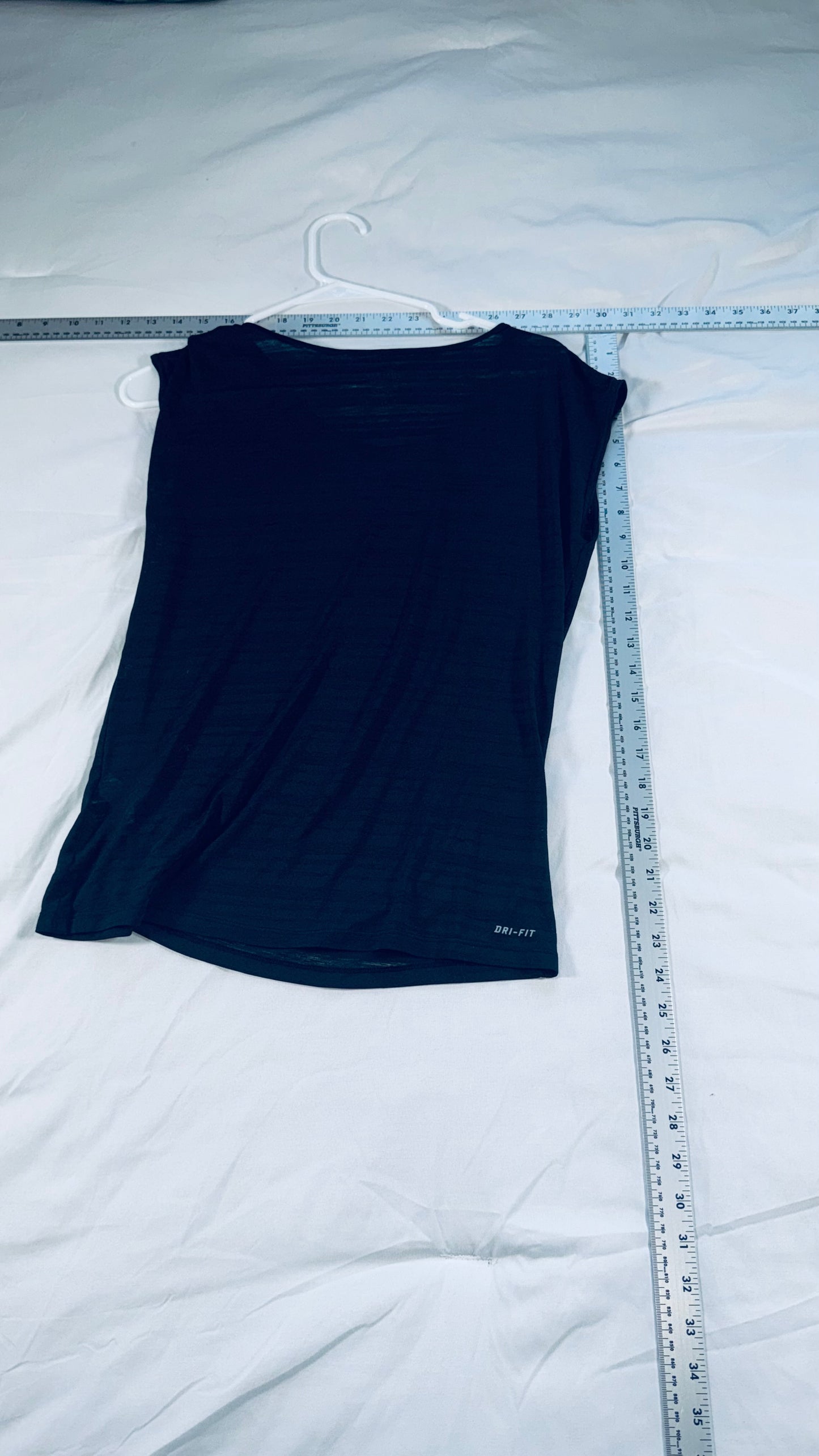 Nike Dri-FIT Black Short Sleeve Athletic Running Top - SM