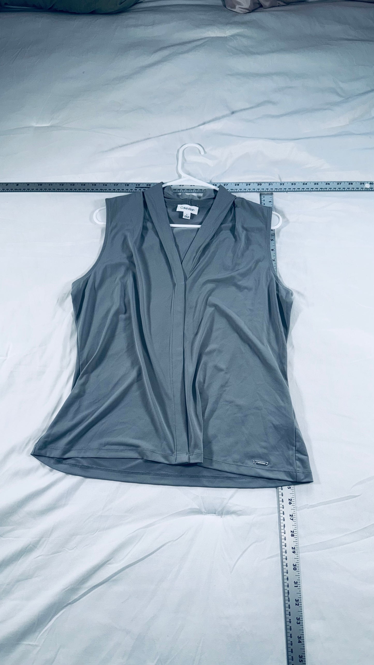 Calvin Klein Silver Gray Sleeveless Draped Blouse - V-Neck Top - L