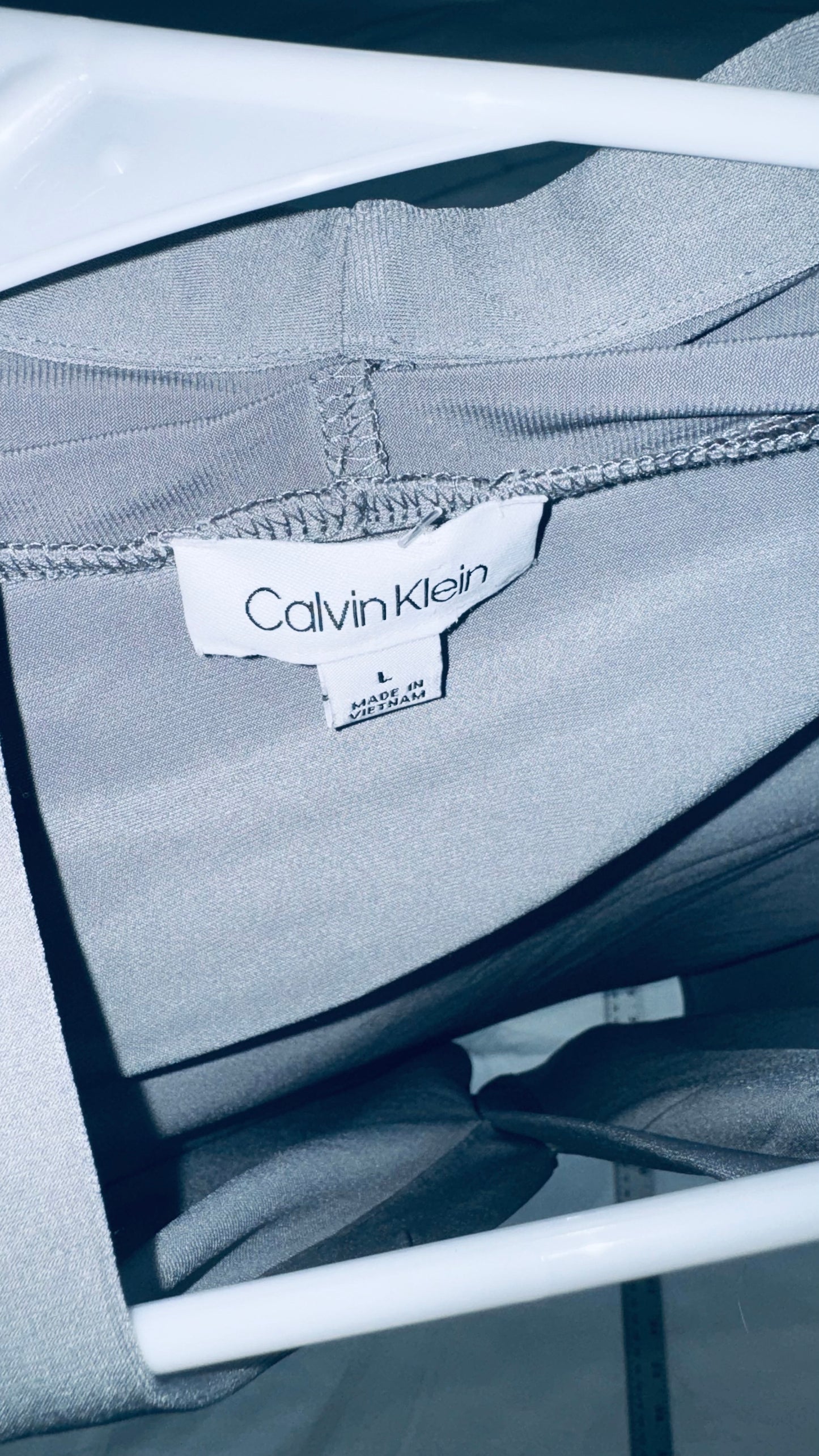 Calvin Klein Silver Gray Sleeveless Draped Blouse - V-Neck Top - L