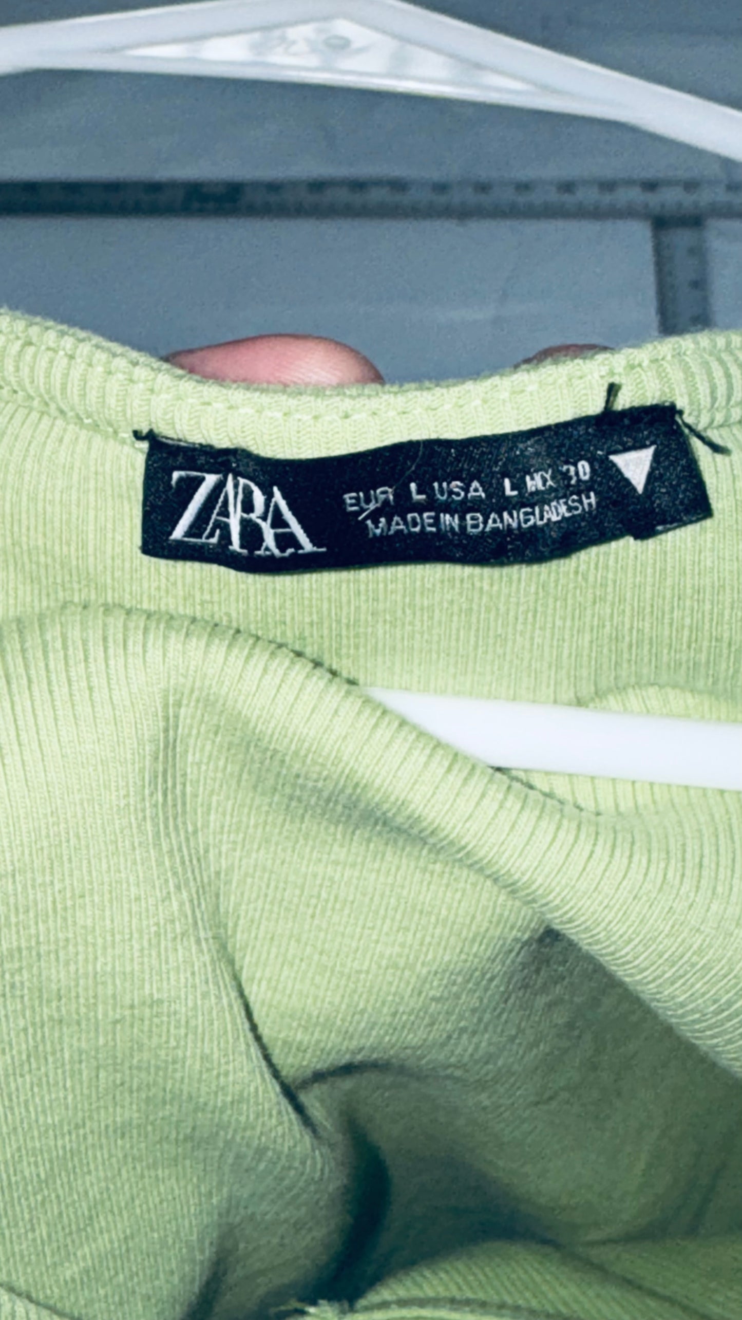 ZARA Lime Green Ribbed Ruched Crop Top - Ruffle Sleeve Tie Front (L)