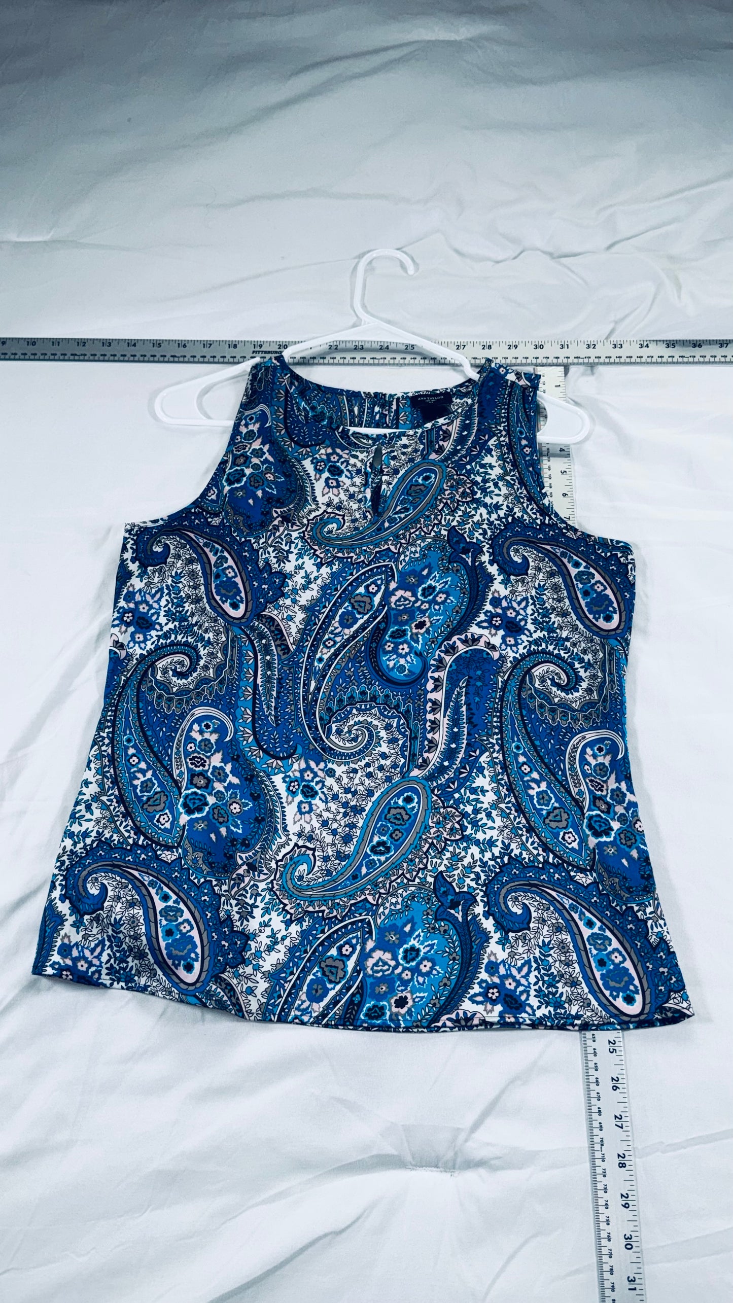 Ann Taylor Blue Paisley Sleeveless Blouse - SM